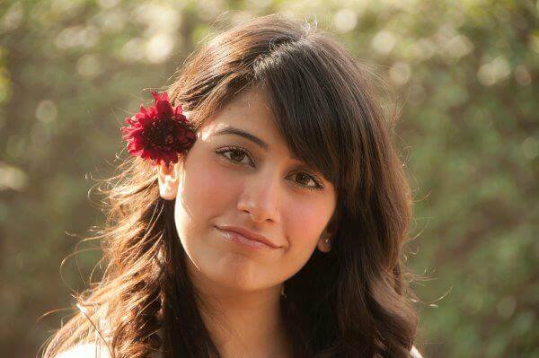 58357 10151091659119263 283255172 n Ek umar hai jo bitani hai tere baghair